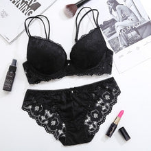 Load image into Gallery viewer, Floral Lace Push Up Bra Set
