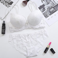 Load image into Gallery viewer, Floral Lace Push Up Bra Set
